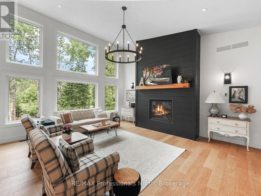 1086 STOTHART CREEK ROAD, 