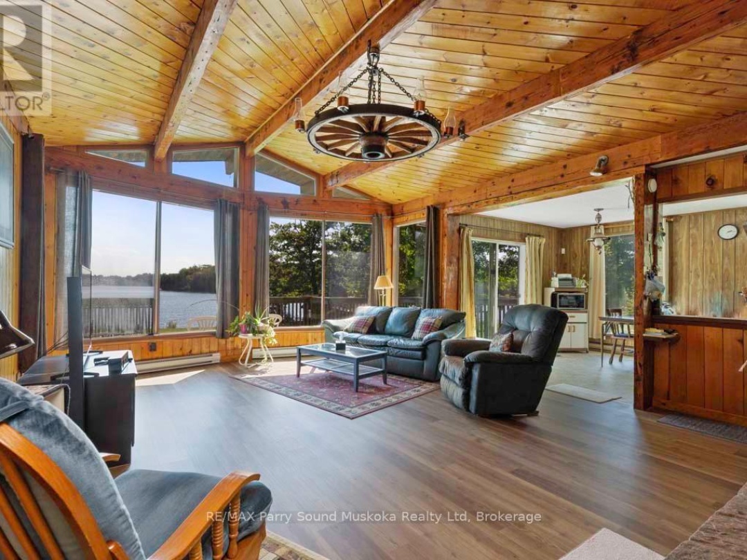 122 GREY OWL ROAD, 