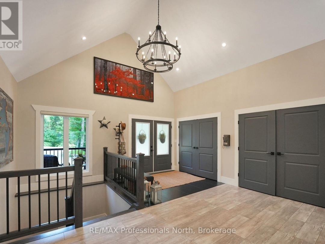 1034 Lone Wolf Crescent, Percy Lake