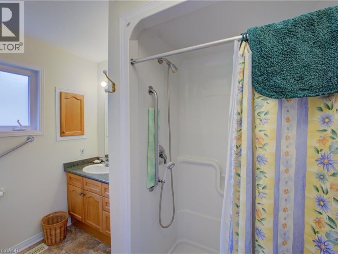 54 SPRINGWOOD Crescent, 