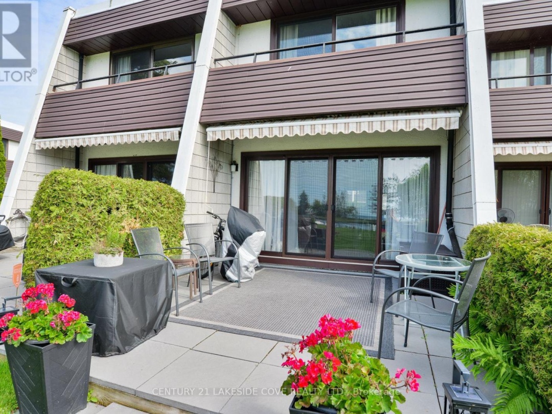 Unit 14 1 Paradise Boulevard, Lake Simcoe