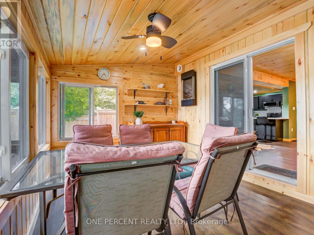 1105 Lakeshore Road, Gooderham Lake