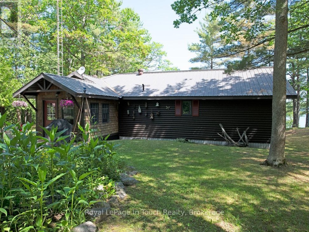 211 PICKEREL POINT ROAD, 