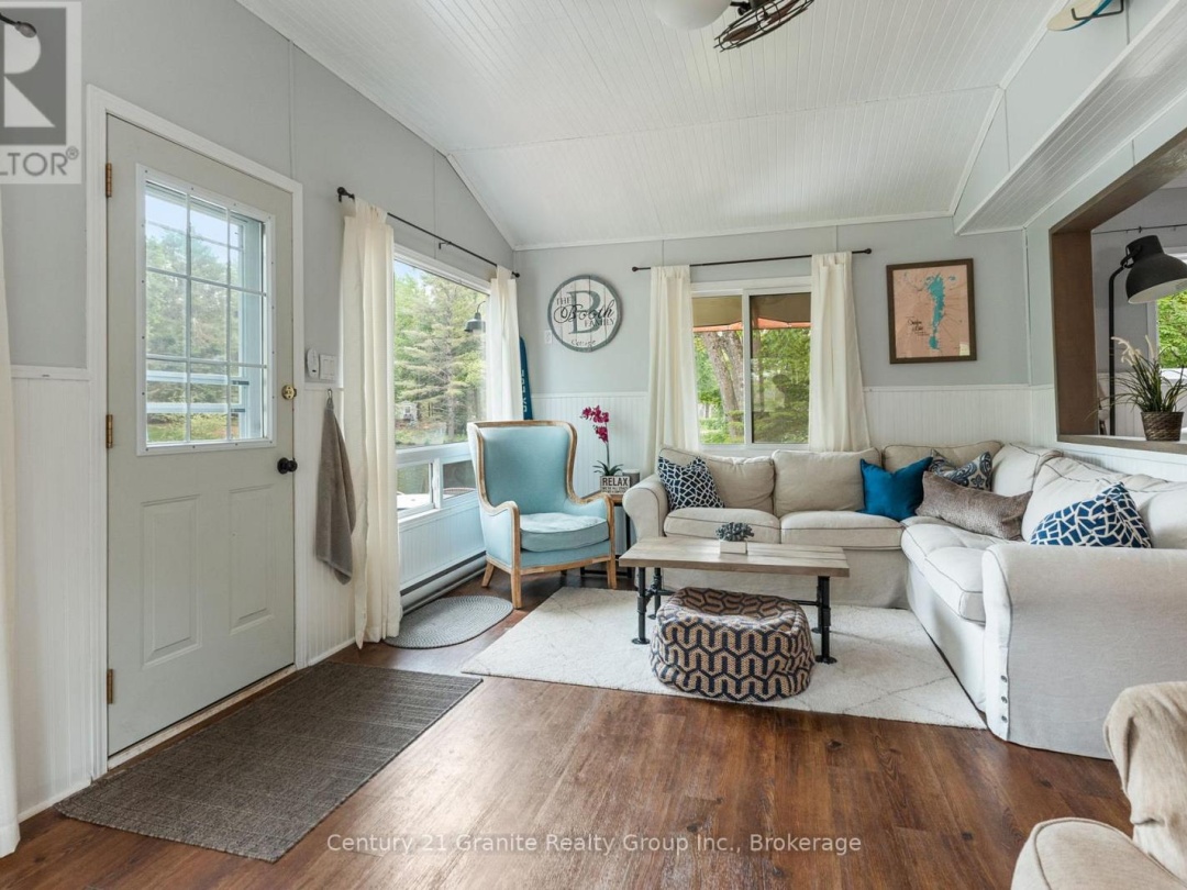 13 Birchleaf Drive, Gull Lake