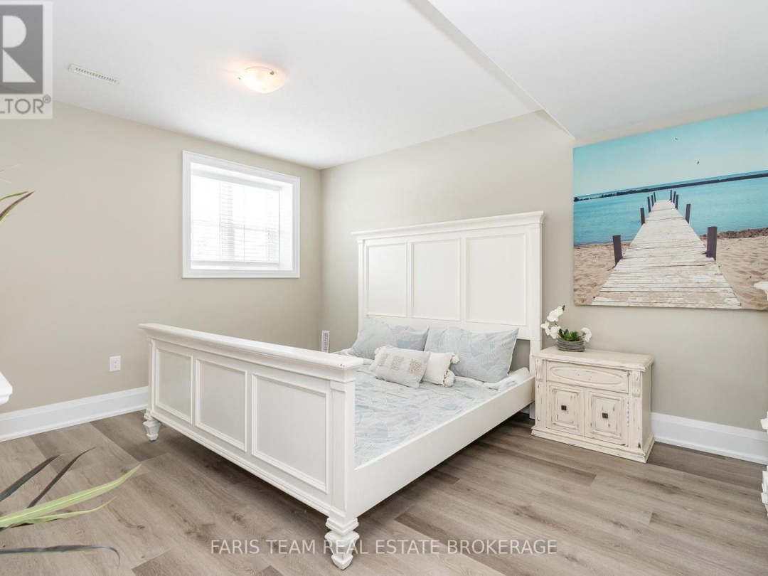2448 STOCKDALE ROAD, 