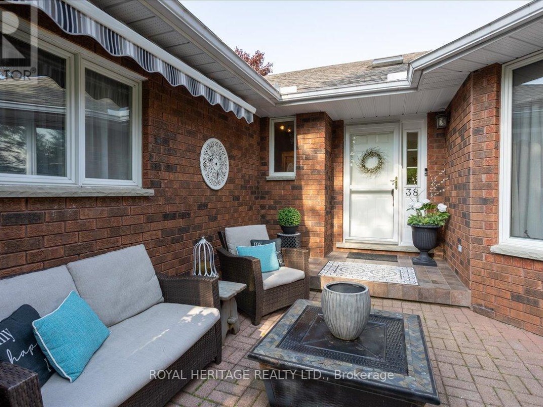 38 Patricia Place, Pigeon Lake