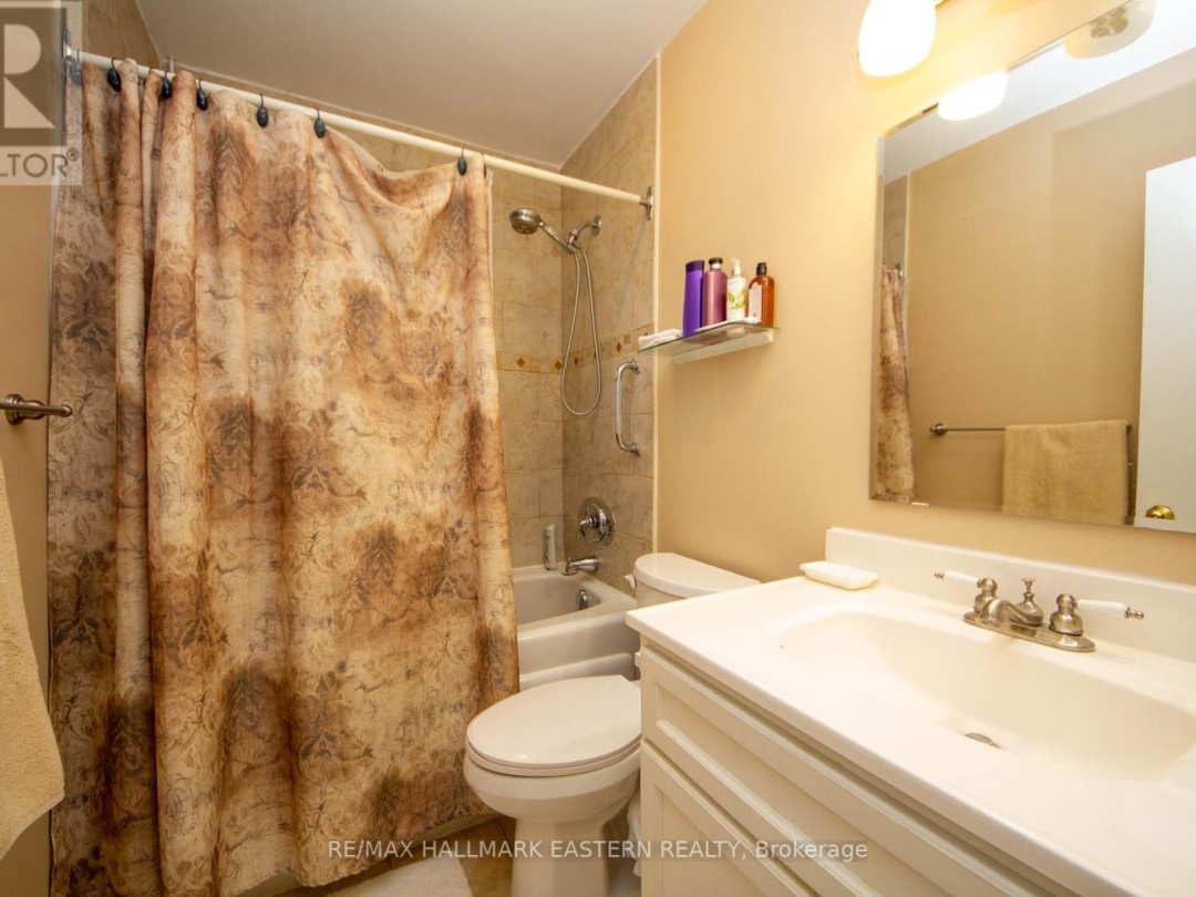 12 ALPINE CRESCENT, 