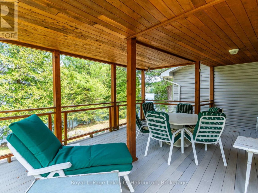 1089 PIONEER ROAD, Gooderham Lake