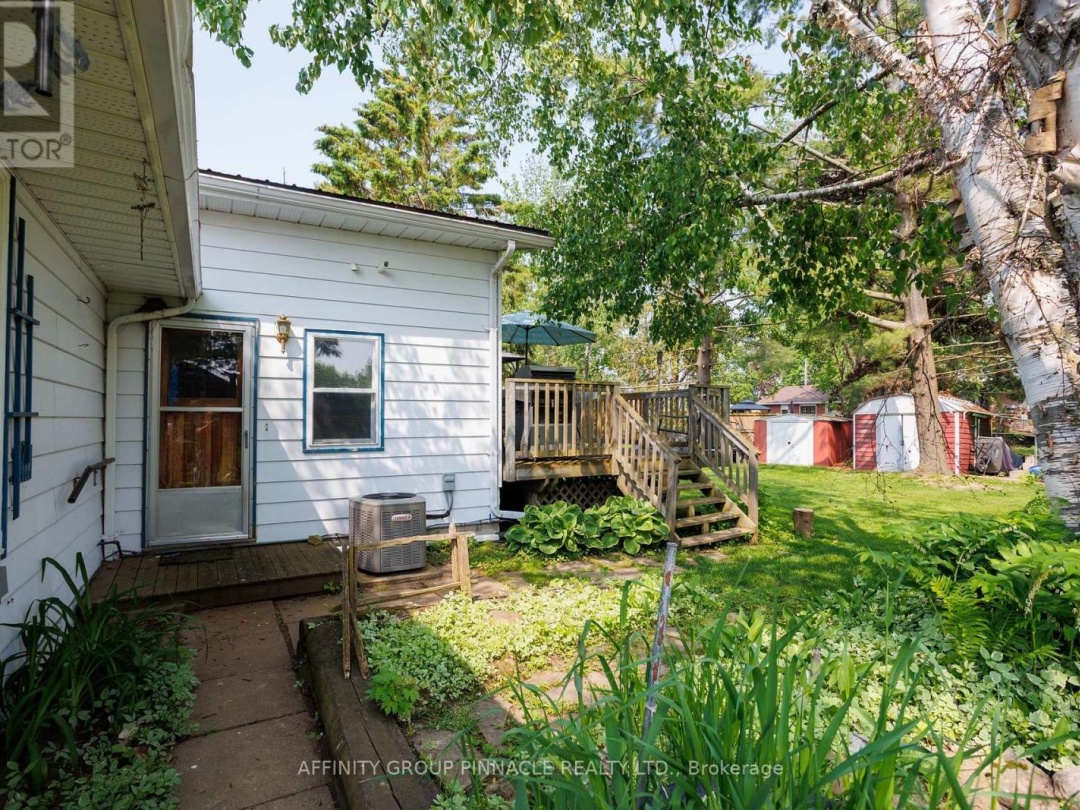 46 Maplewood Avenue, Lake Simcoe