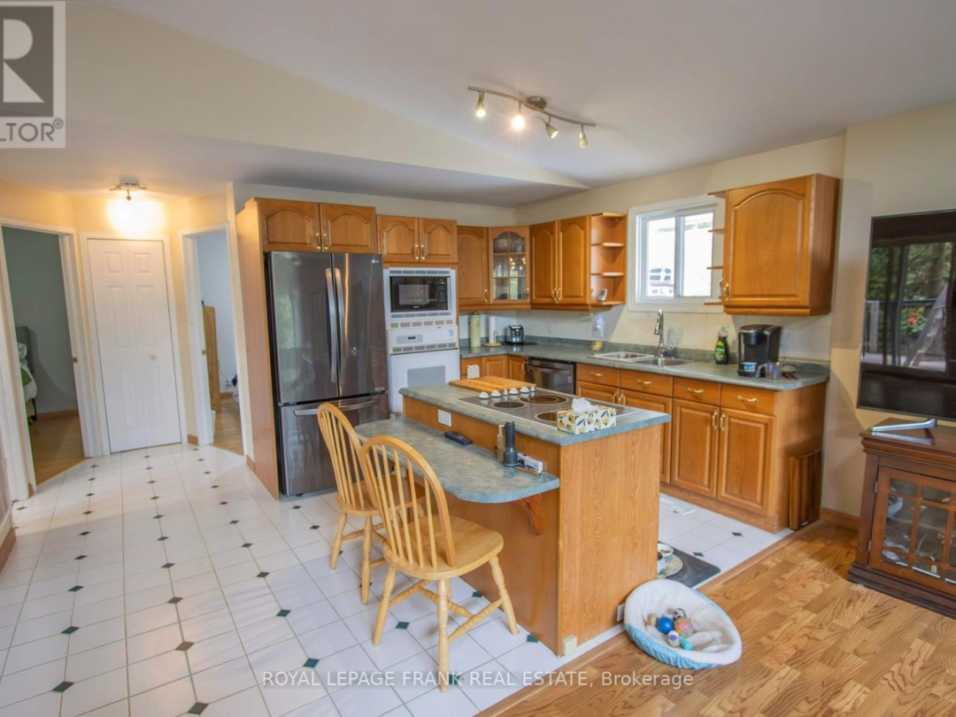 1070 Towering Oaks Trail, Gull Lake