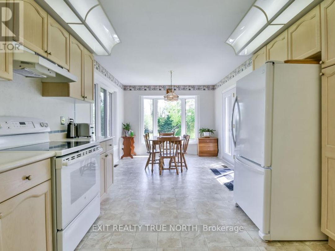 16 Hepinstall Place, Oro-Medonte