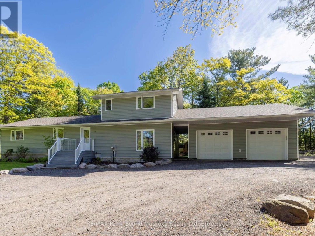 8 Pineridge Road, McDougall