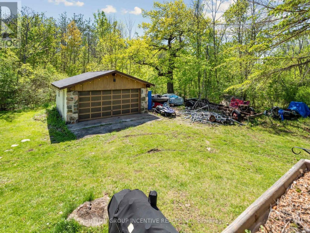 11 MACKENZIE PLACE, Balsam Lake