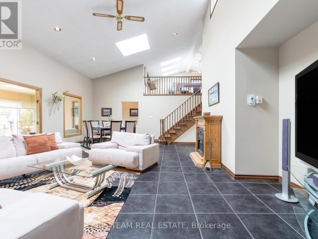 18 Turtle Path, Lake Simcoe