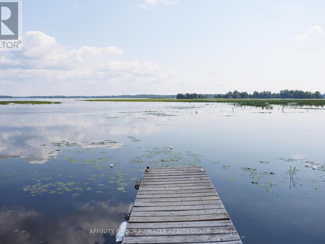 11 LAKEVIEW CRESCENT, 