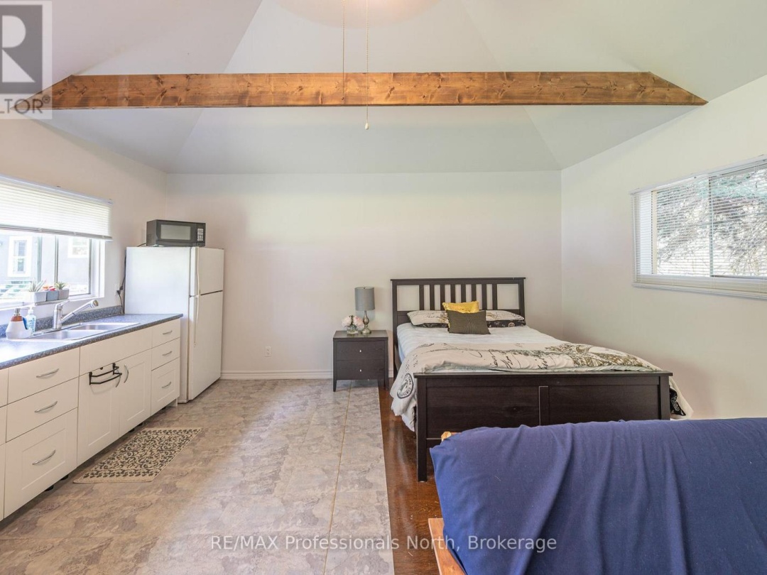 24 RELAX AVENUE, 