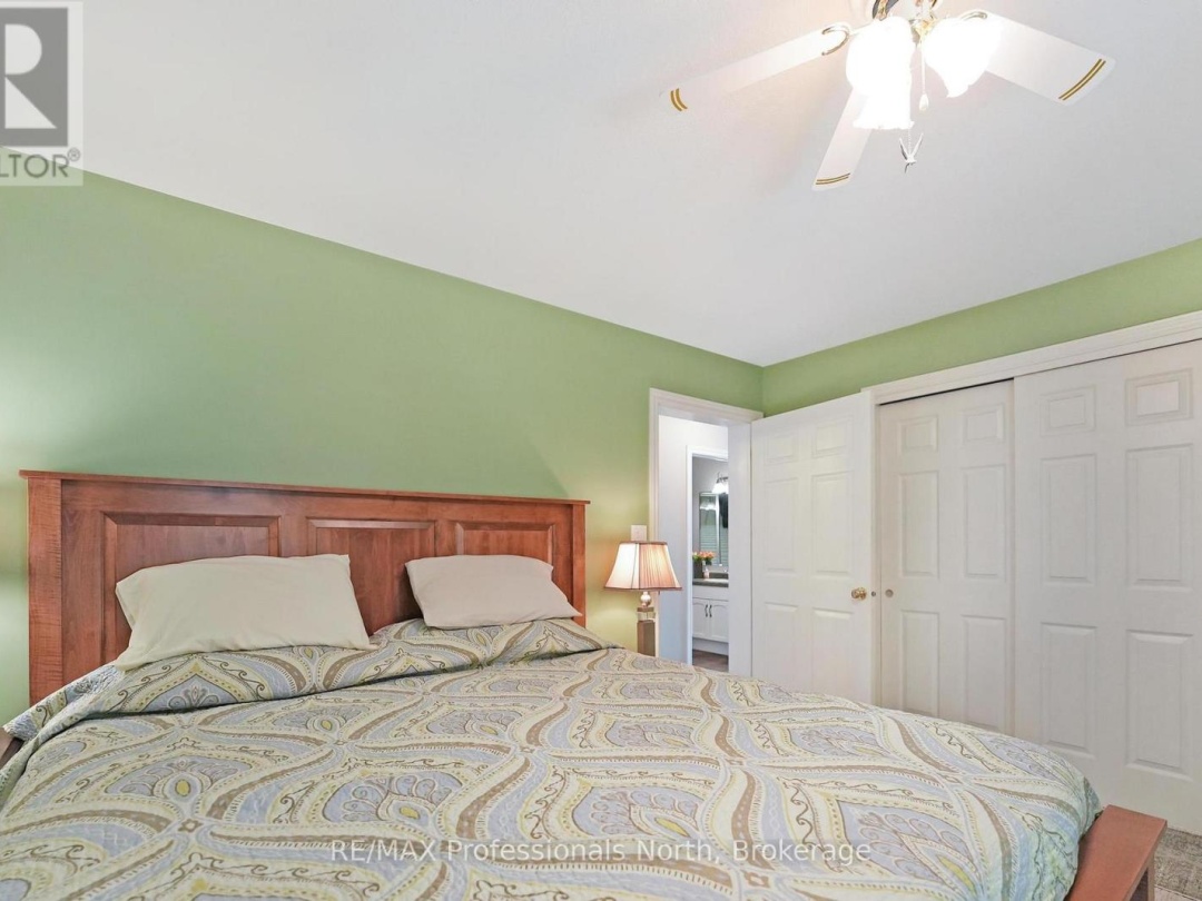 1093 Comak Crescent, St Nora Lake