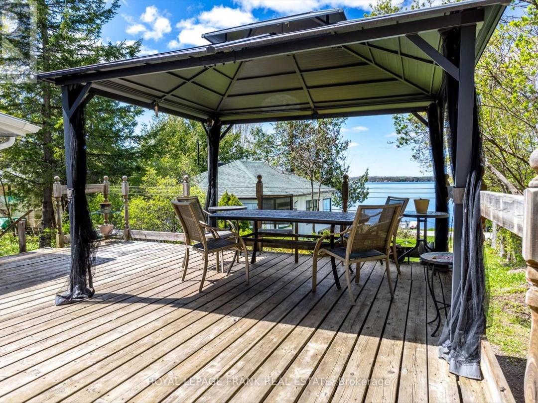 8 DAISY TRAIL, Sturgeon Lake