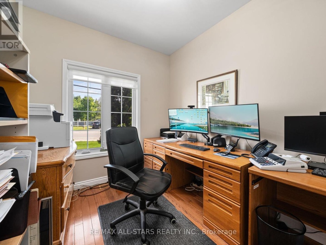 84A FRANCIS STREET E, 