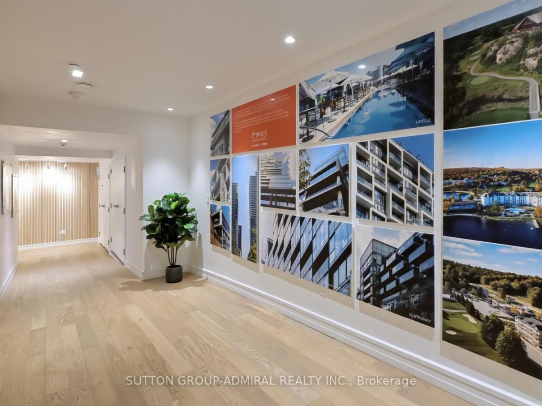 209 - 120 CARRICK TRAIL, 