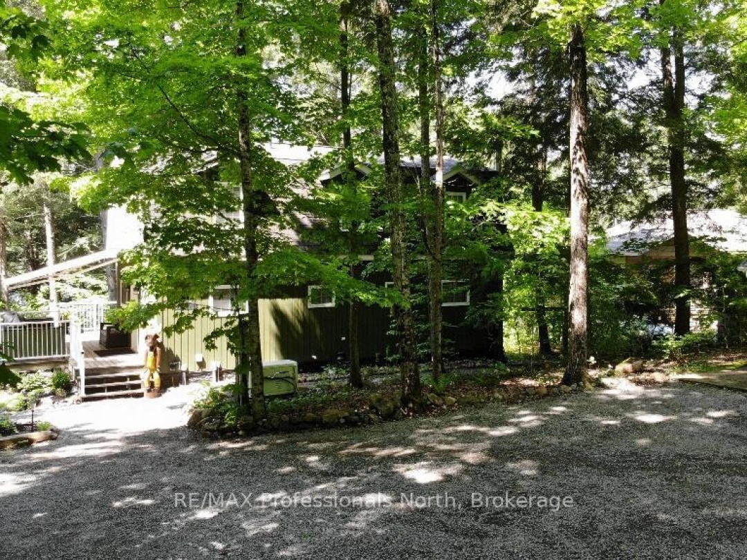 1289 Grandpa's Trail, Salerno Lake