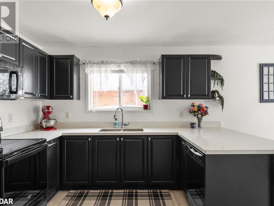 3173 Bass Lake Side Road E, Orillia