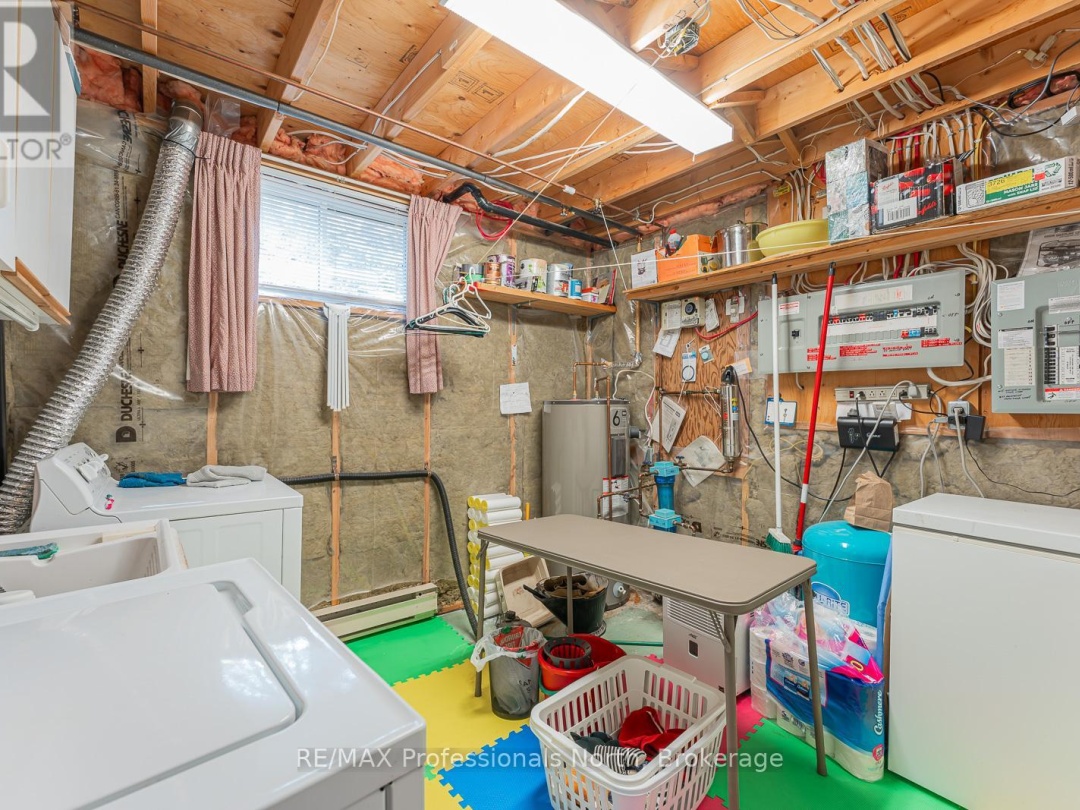 1029 LOYALIST DRIVE, 