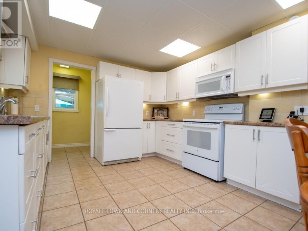 1304 NORTH SHORE ROAD, 