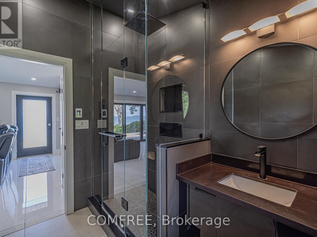 901 WOODLAND DRIVE, 