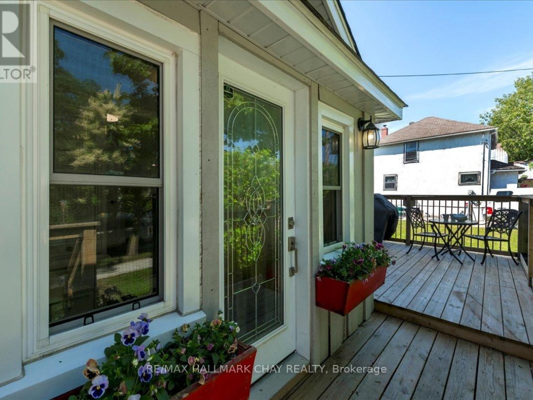 3366 MUSKOKA STREET, 
