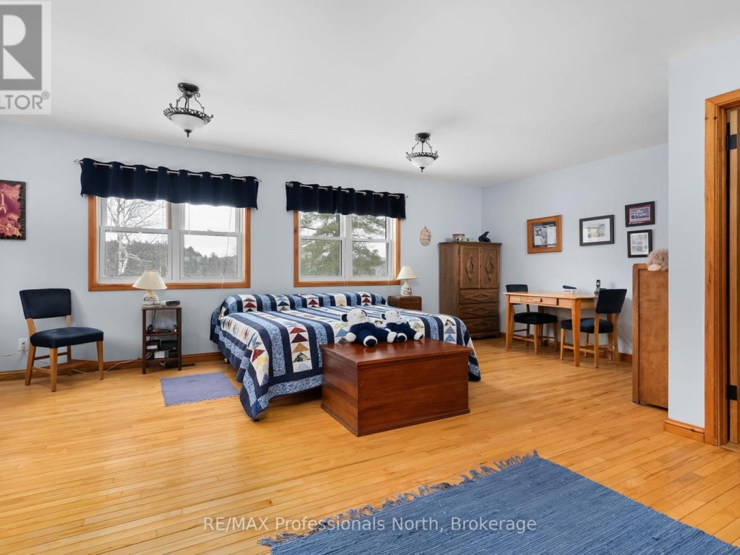 3 2901 Limberlost Road, Tasso Lake