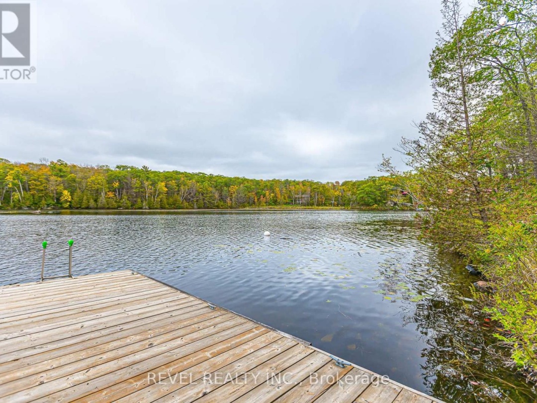 744 10 BAXTER ISLAND, 