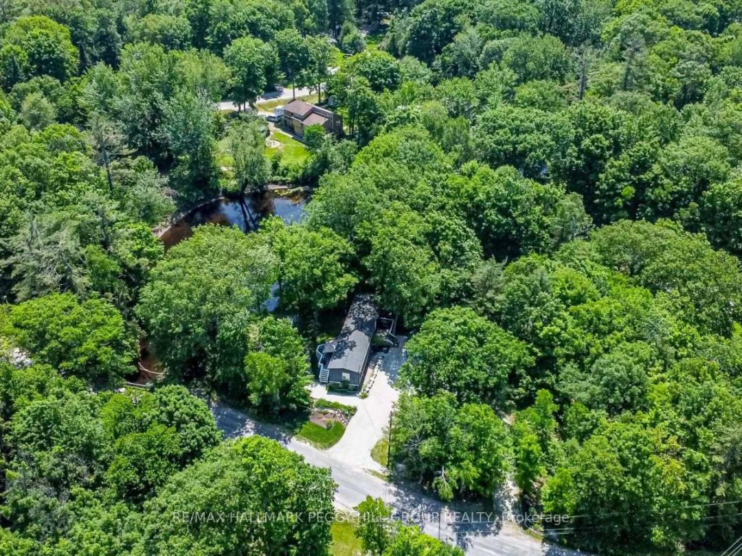 7498 ISLAND CRESCENT, 