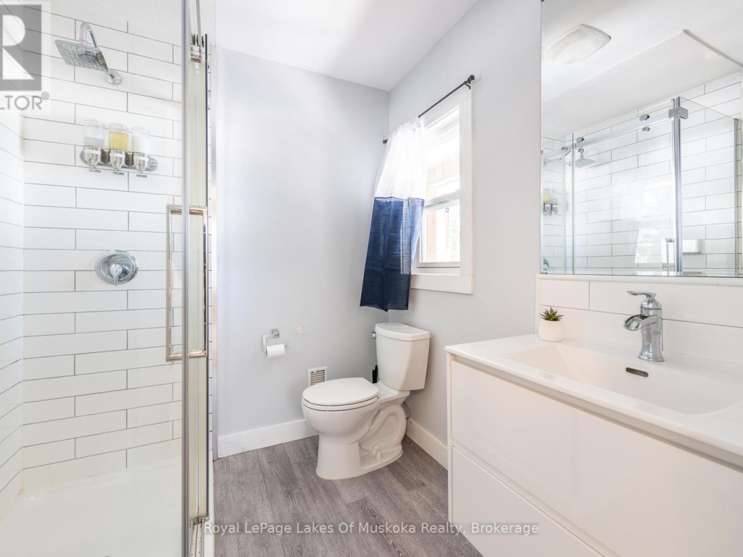 1420 Limberlost Road, Pell Lake