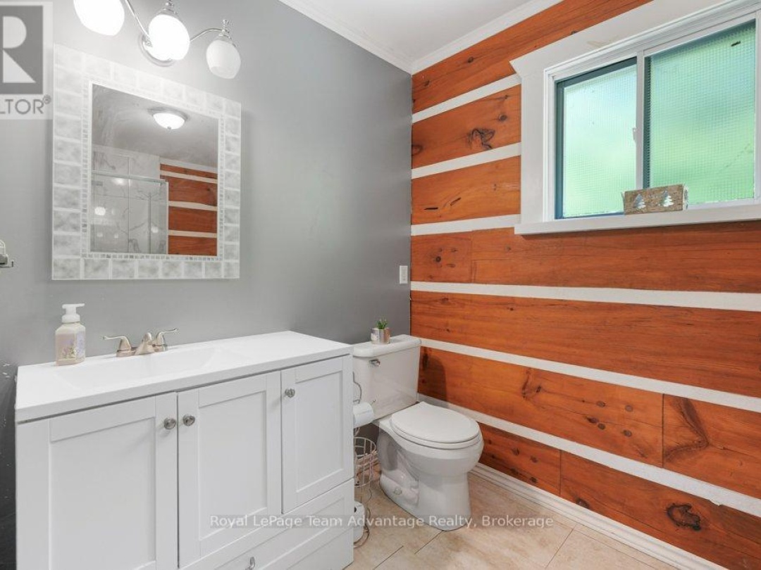 52 LITTLE OTTER LANE, Otter Lake