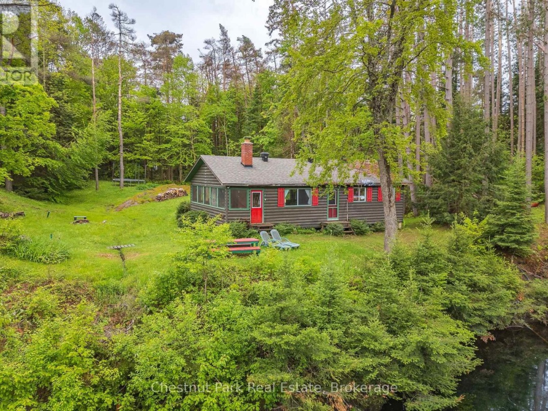 1 & 2 1230 Miriam Drive, Black Lake