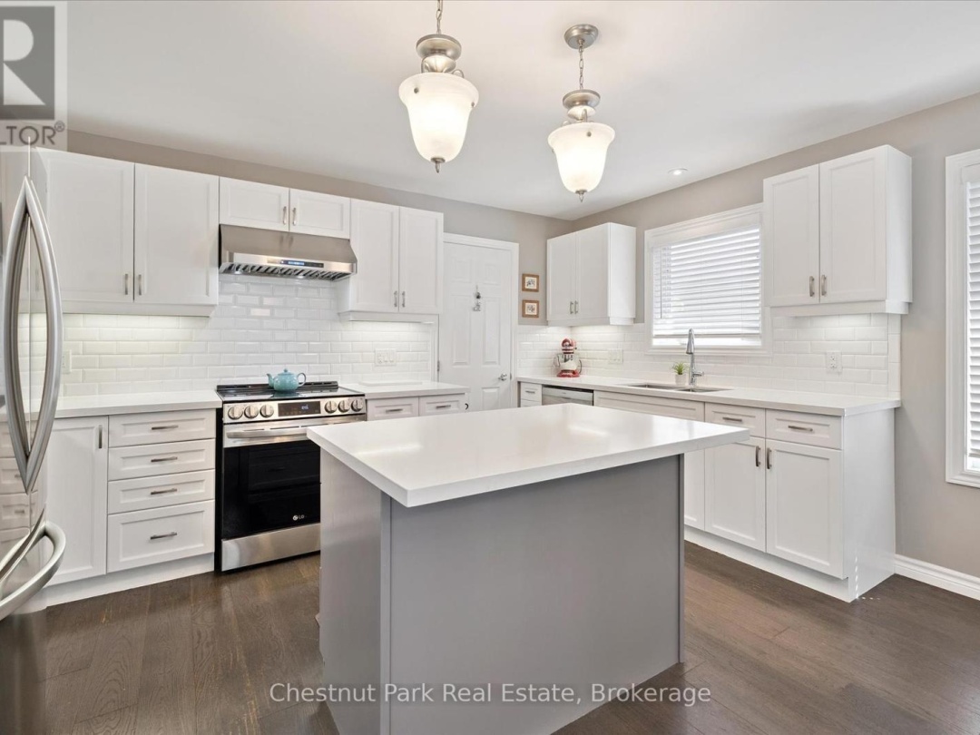 153 PINERIDGE GATE, 