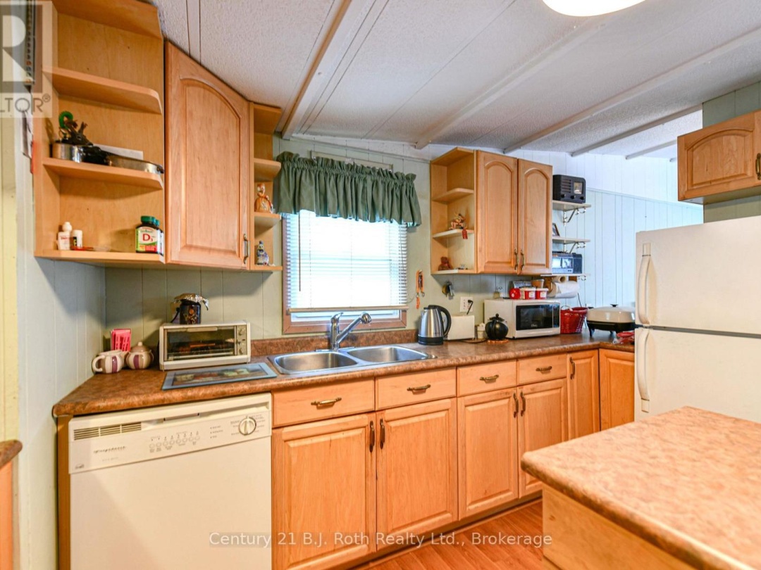 31 - 580 WEST STREET S, 