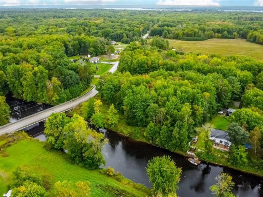 7229 Davy Drive, Black River