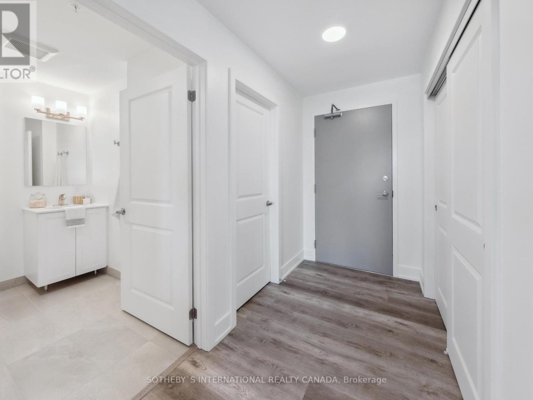 208 19B West Street N, Kawartha Lakes (Fenelon Falls)