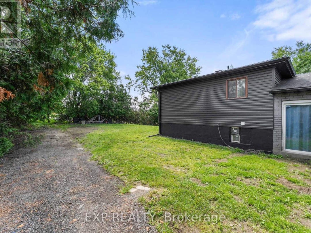 24115 THORAH PARK BOULEVARD, 
