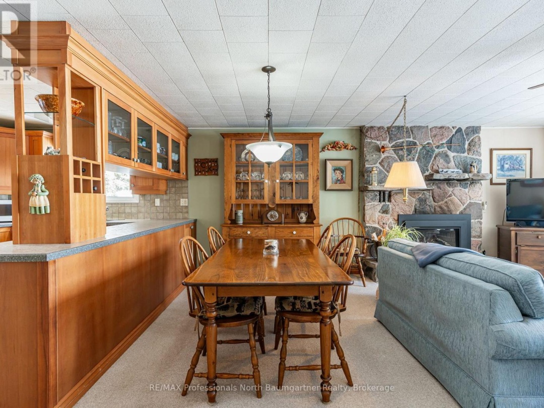 6258 Haliburton Lake Road, Haliburton Lake