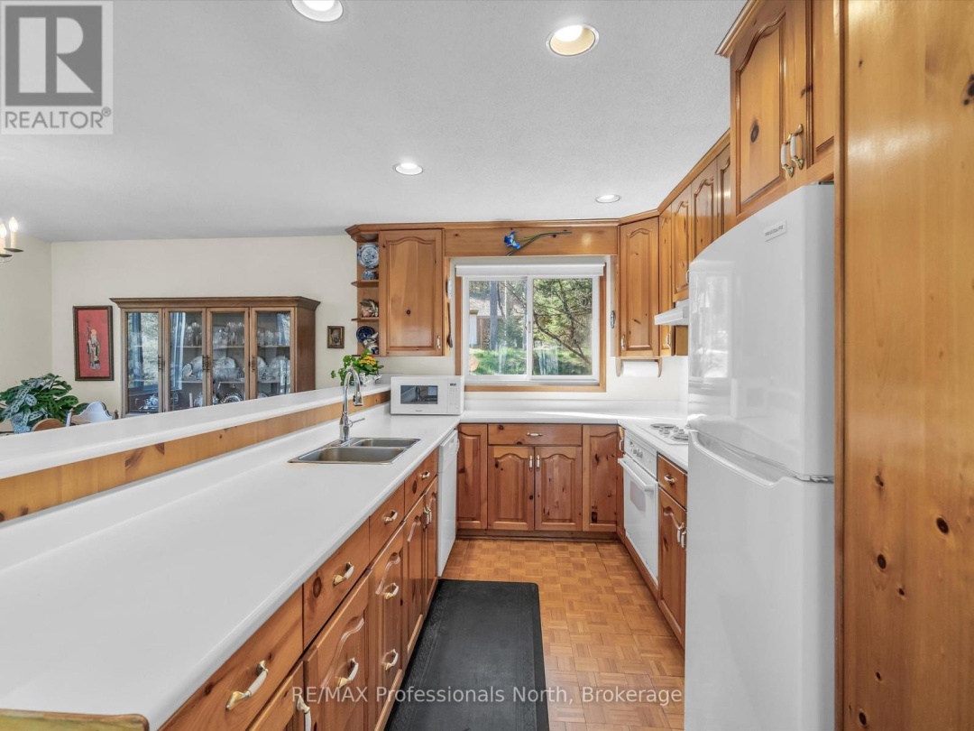 1273 Williamsport Road, Big East Lake
