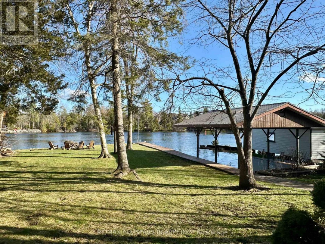 91 Riverside Drive, Pigeon Lake