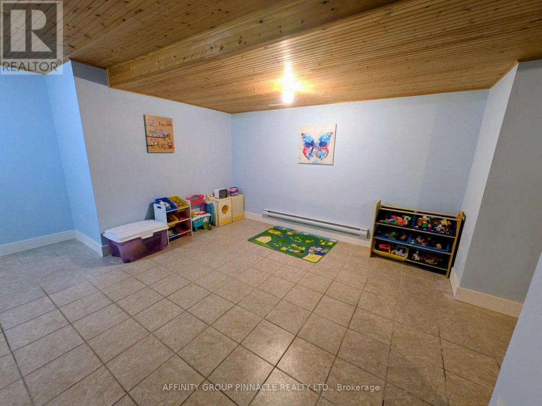 3462 MONCK ROAD, 