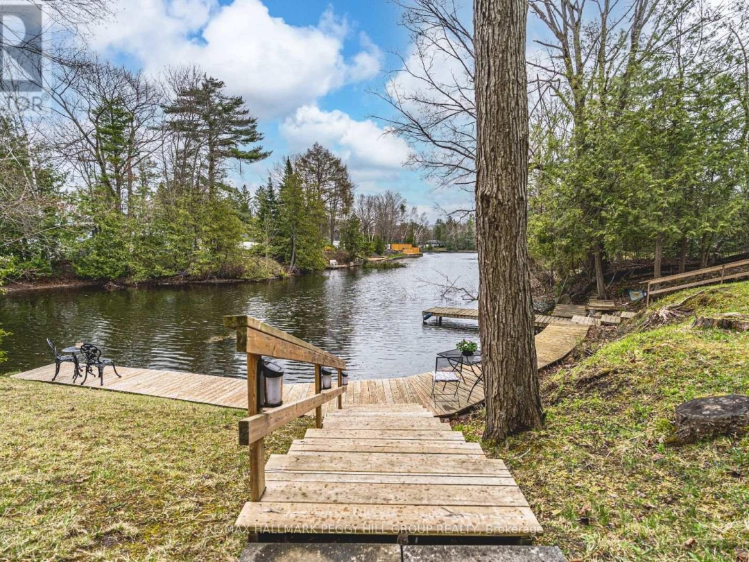 15 Duncan Drive, Trent-severn Waterway