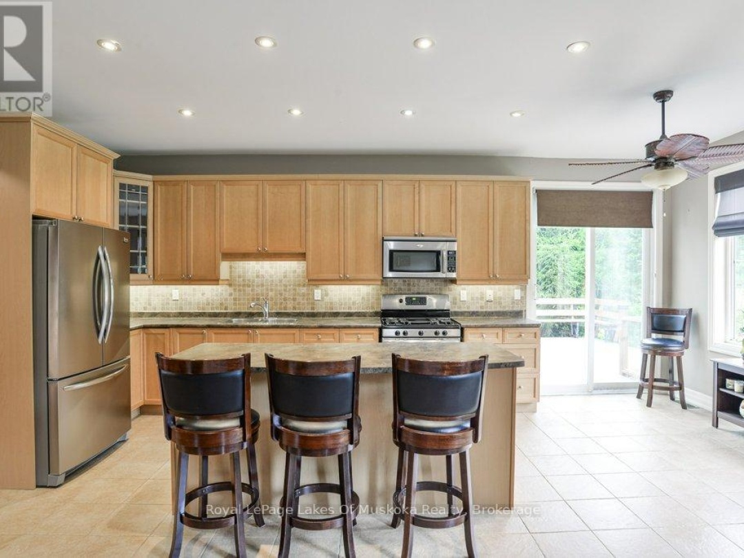 12 PHEASANT RUN, 