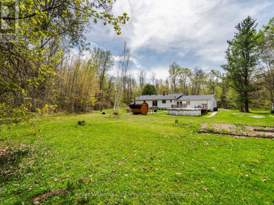 1467 Rosemount Road, Tay