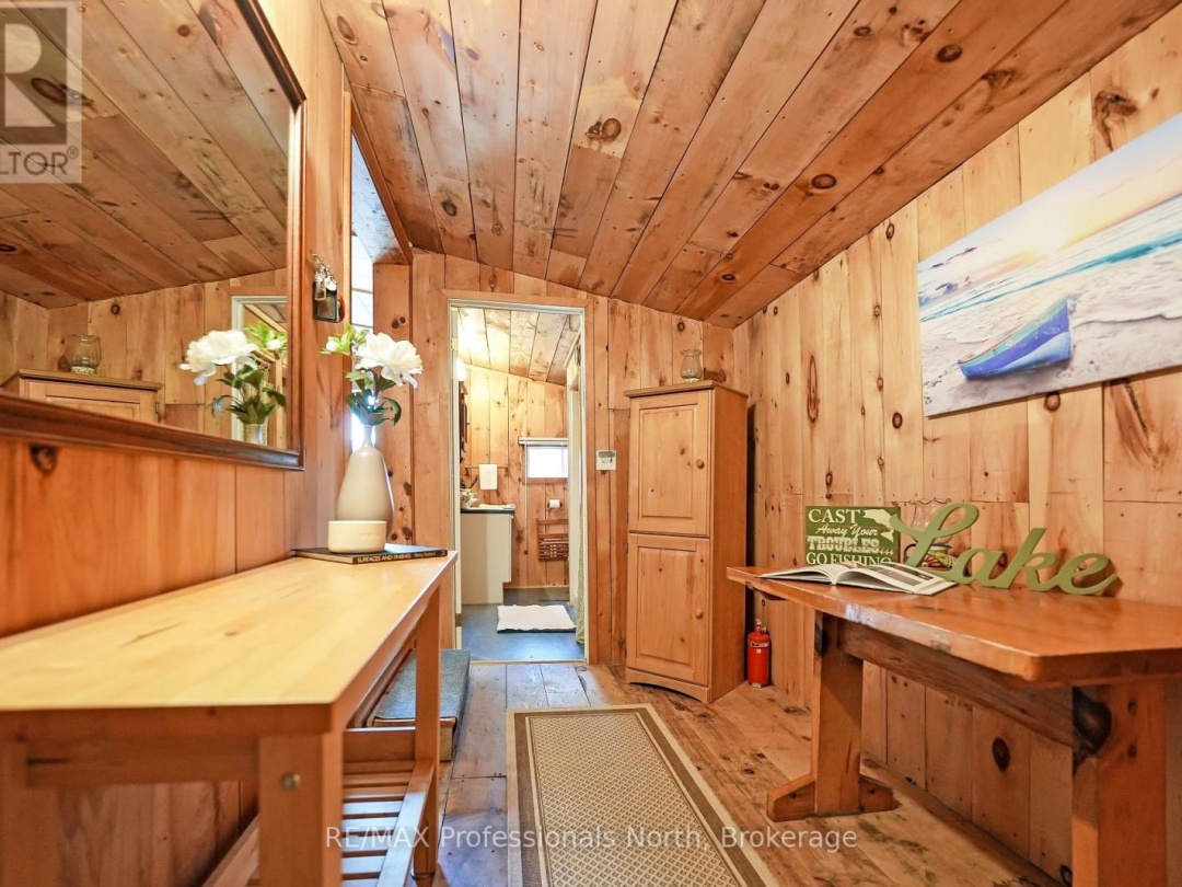1056 KODIAK TRAIL, Glamor Lake