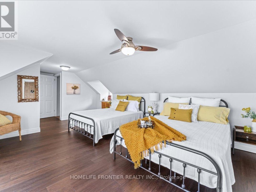 6 LAKEVIEW PARK ROAD, 